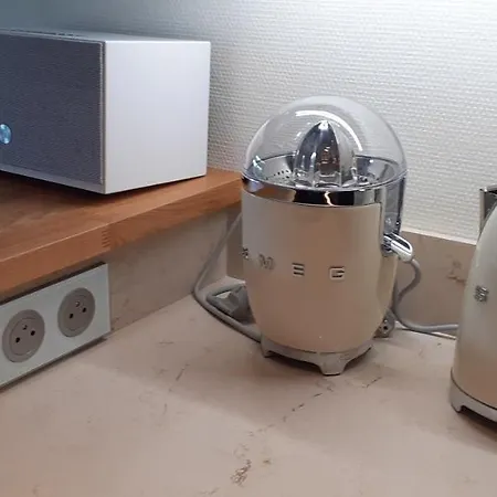 Allées Historiques Du Parc De La Colombière, Appt De Gamme Appartement Dijon