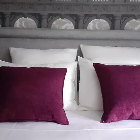 Appartement Allées Historiques Du Parc De La Colombière, Appt De Gamme Dijon